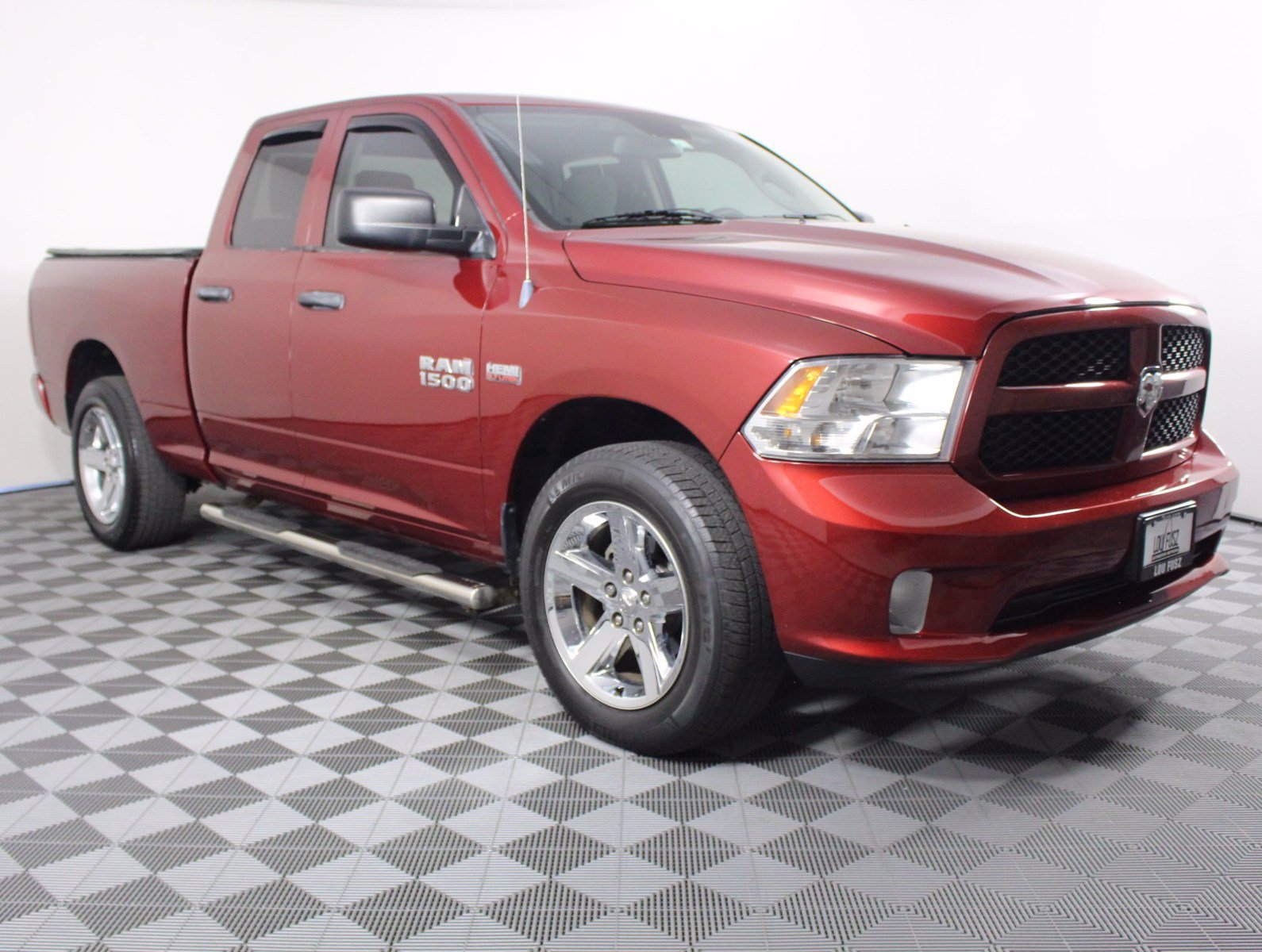 Pre-Owned 2013 Ram 1500 Express 4WD Crew Cab Pickup