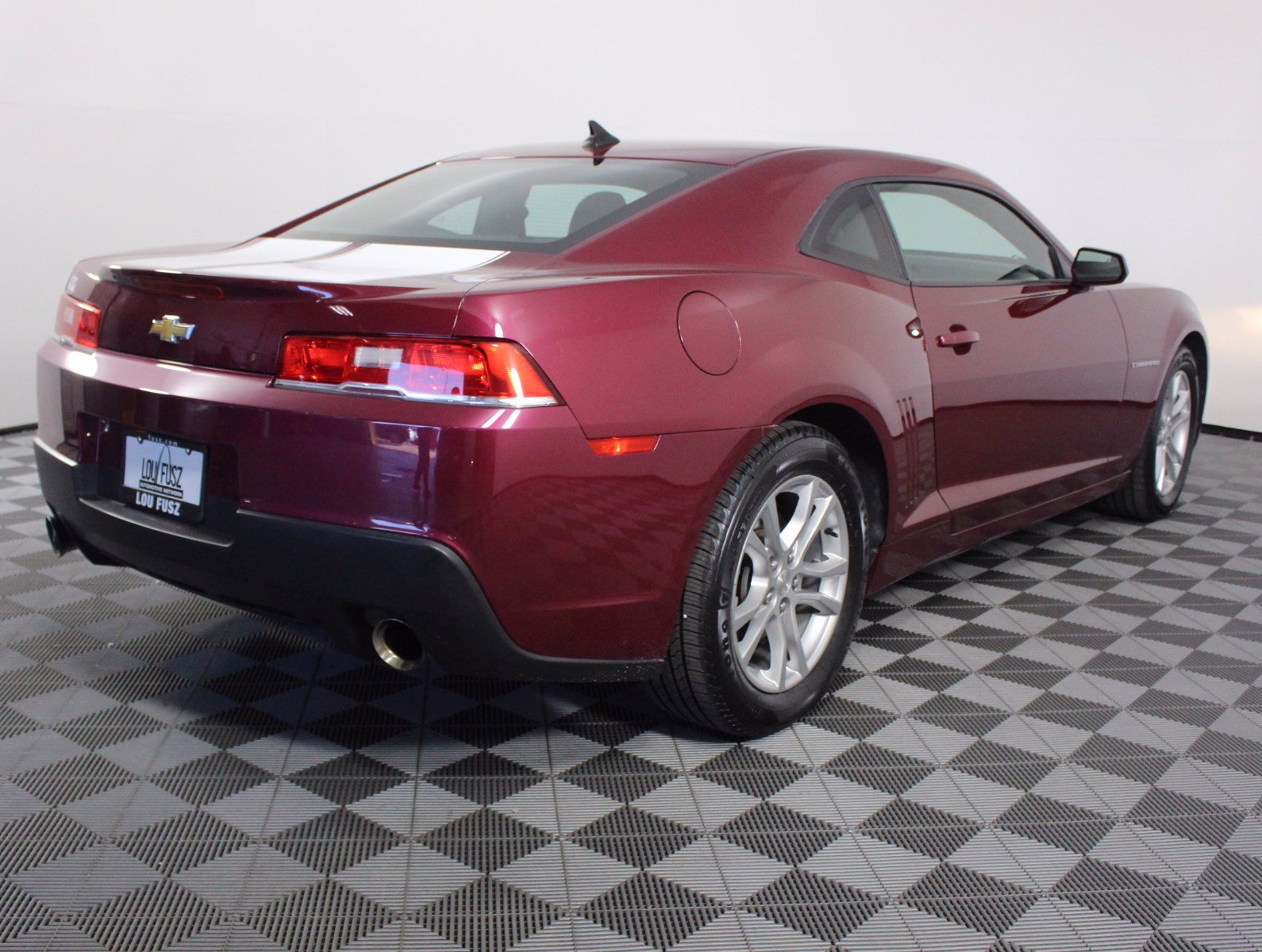 Pre-Owned 2014 Chevrolet Camaro LT RWD 2dr Car