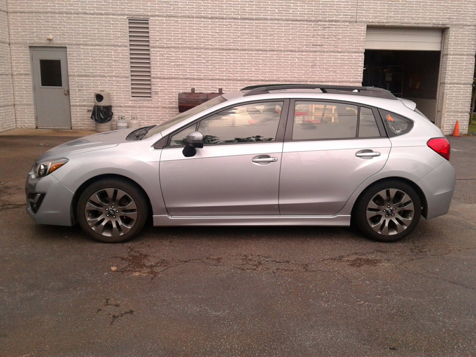 Pre-Owned 2016 Subaru Impreza Wagon 2.0i Sport Limited AWD Hatchback